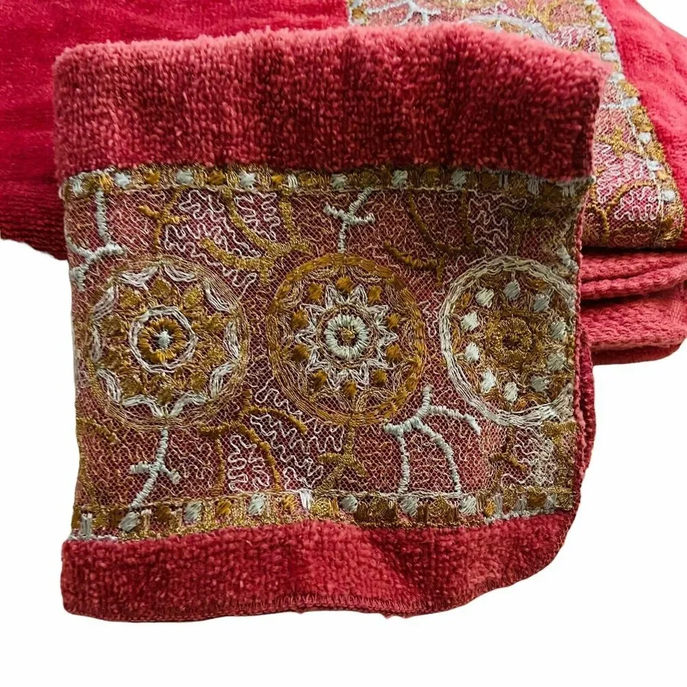 4335 VTG Martex pink embroiderd towels set